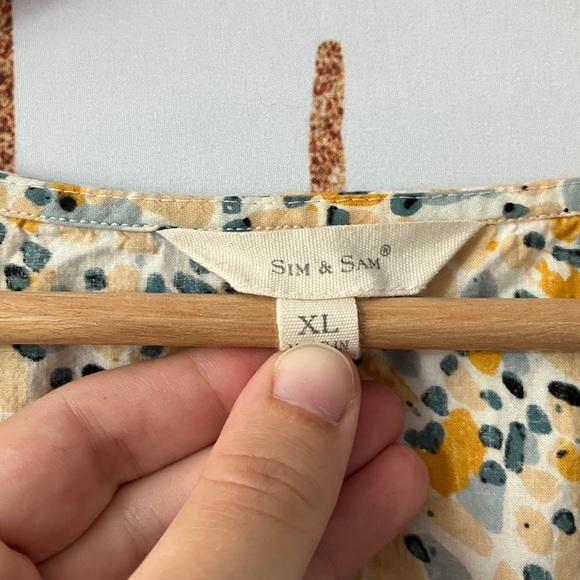 Sim & Sam Puff Sleeve Crop Top - Picture 4 of 6